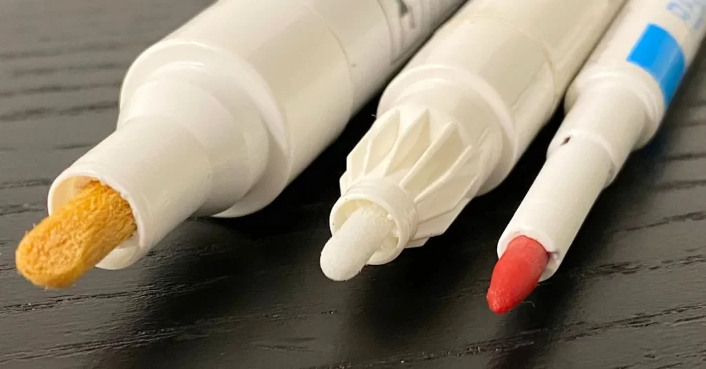 ¿Qué es un rotulador reparador de madera y para qué sirve?